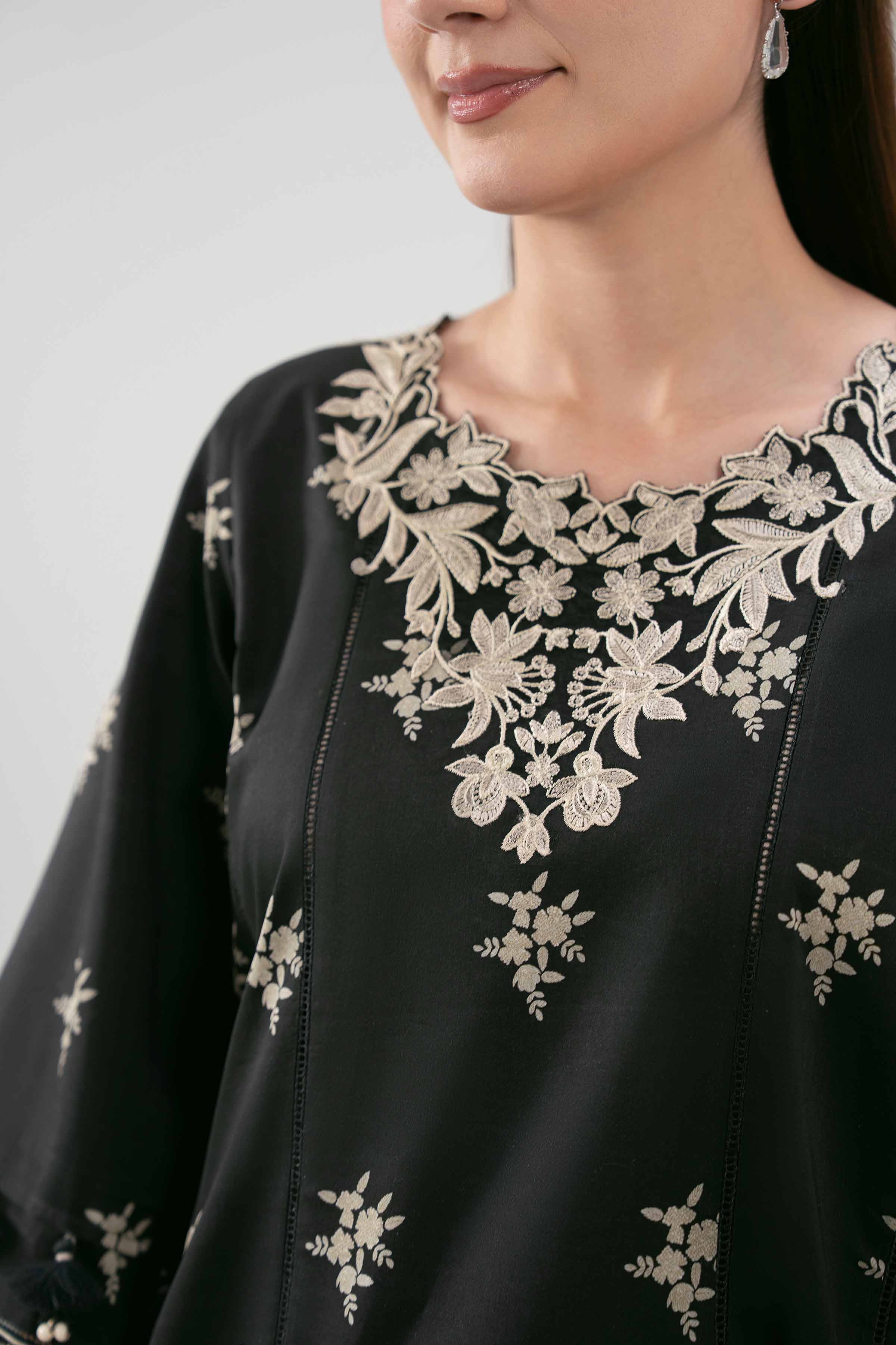 3 Piece - Digital Printed Embroidered Suit - 42601210 - Image 4