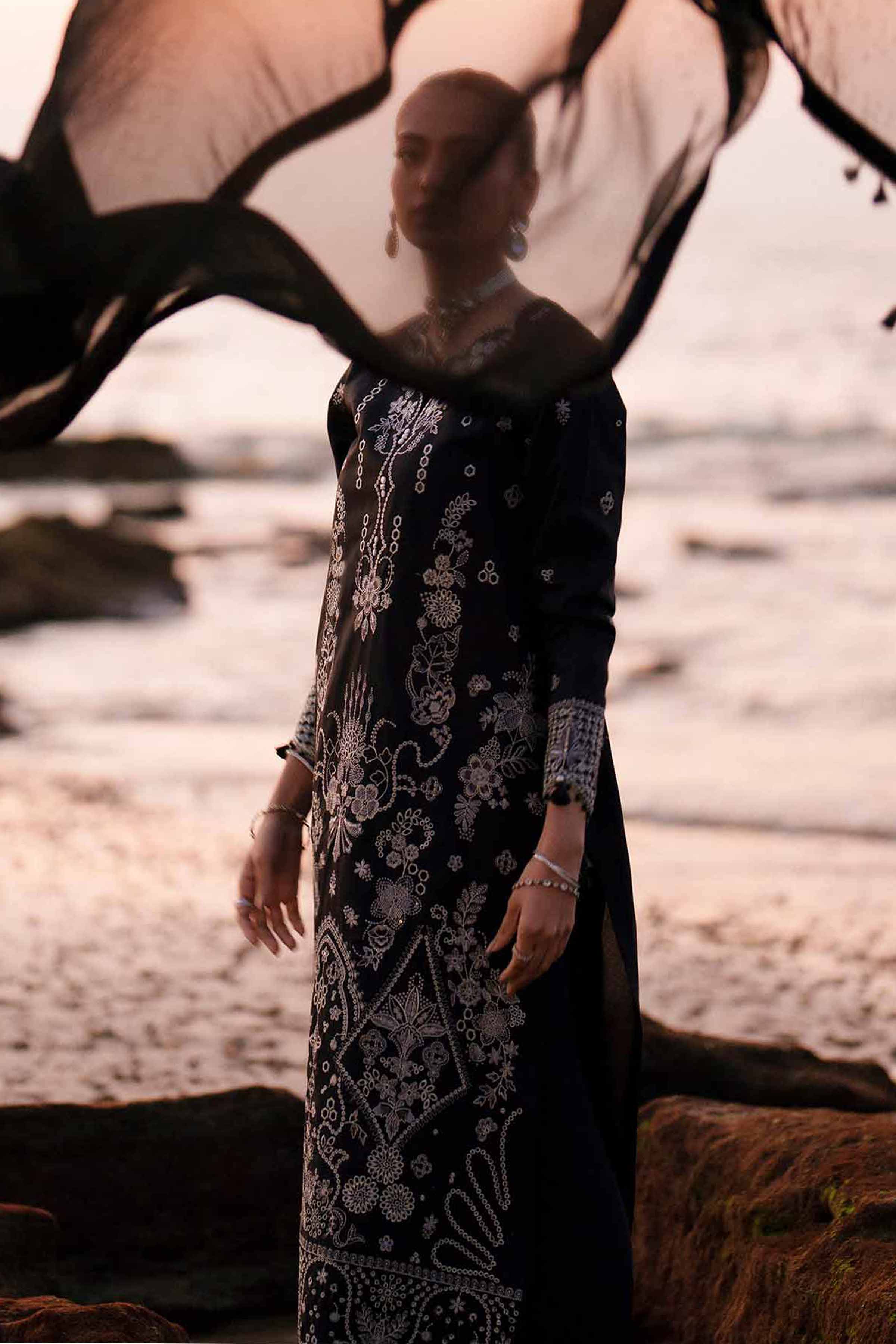 3 Piece - Embroidered Suit - 42601302 - Image 2