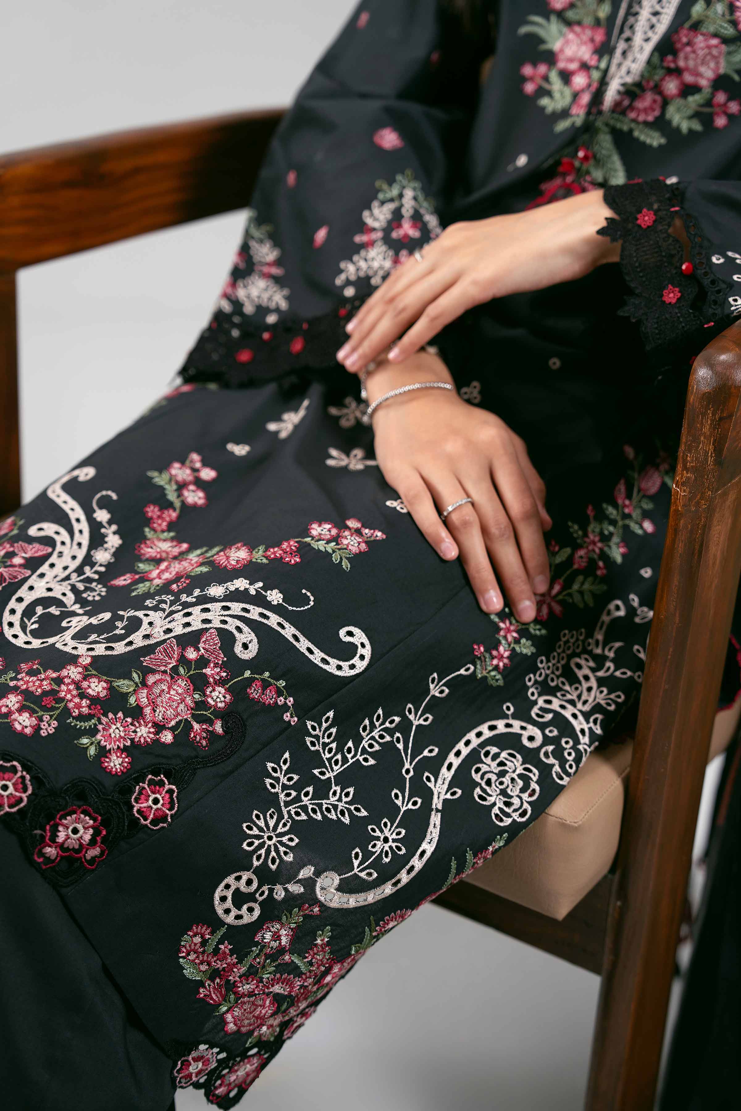 3 Piece - Digital Printed Embroidered Suit - 42601308 - Image 4