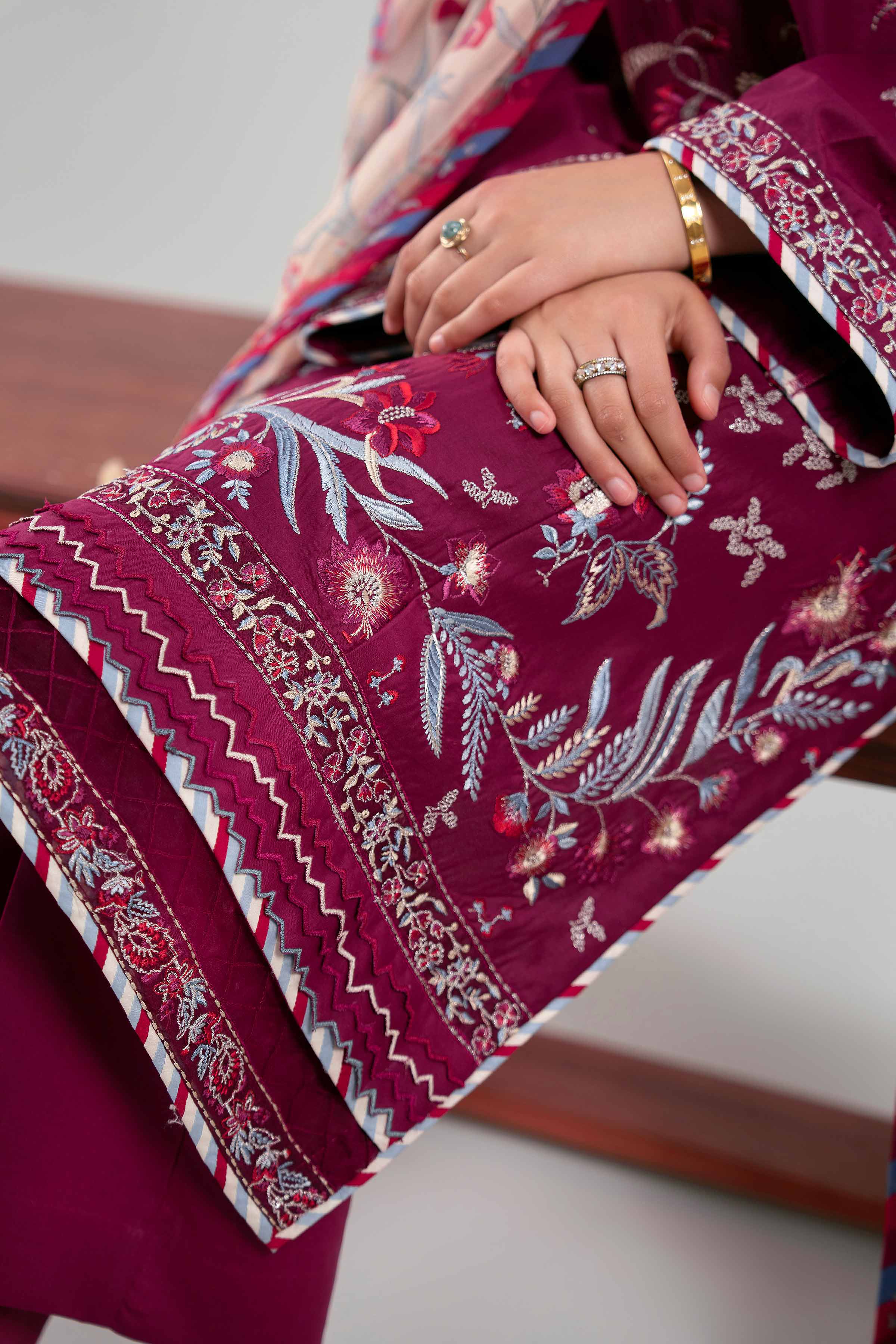 3 Piece - Digital Printed Embroidered Suit - 42601335 - Image 4