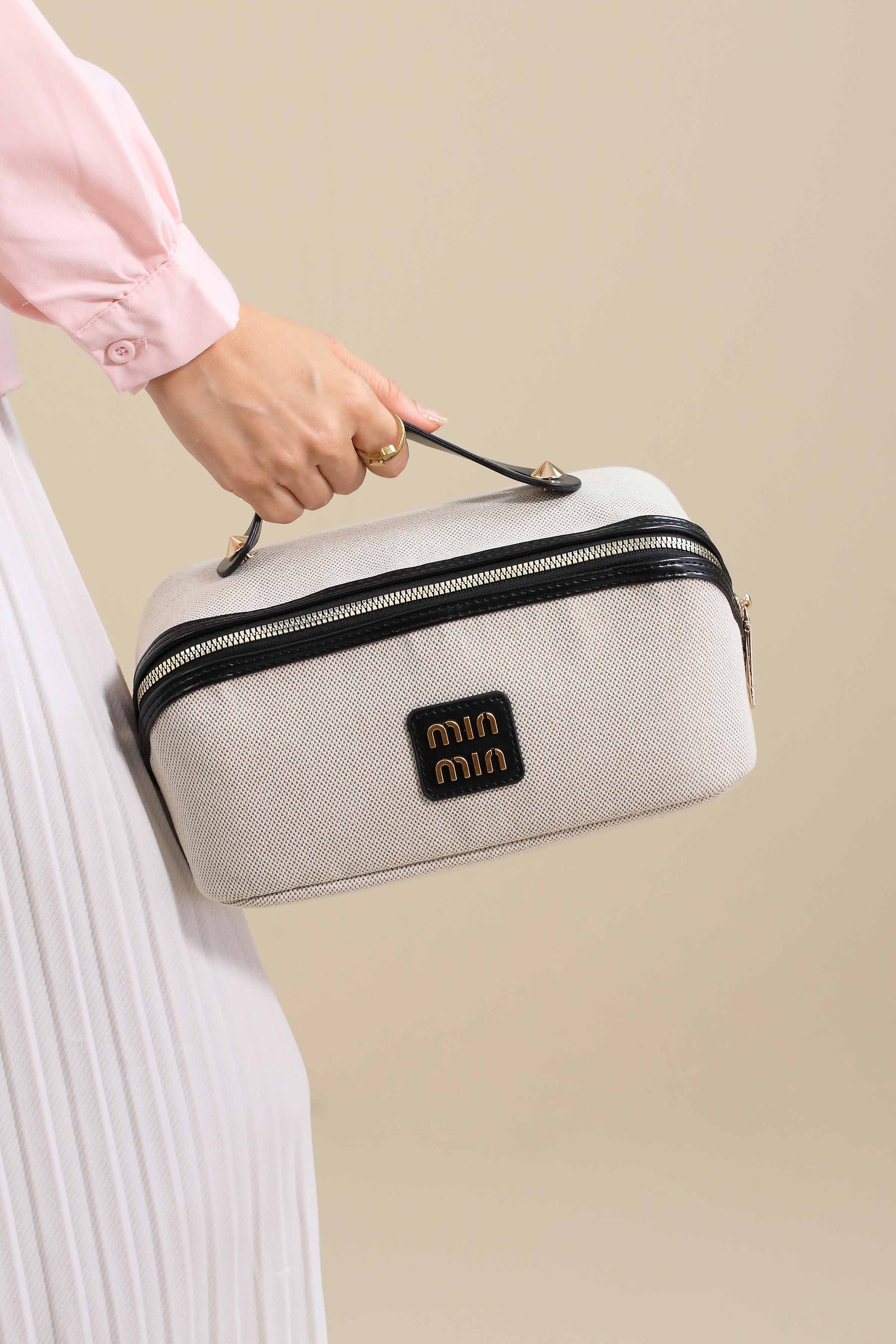 Black Vanity Bag-445942103 - Image 6