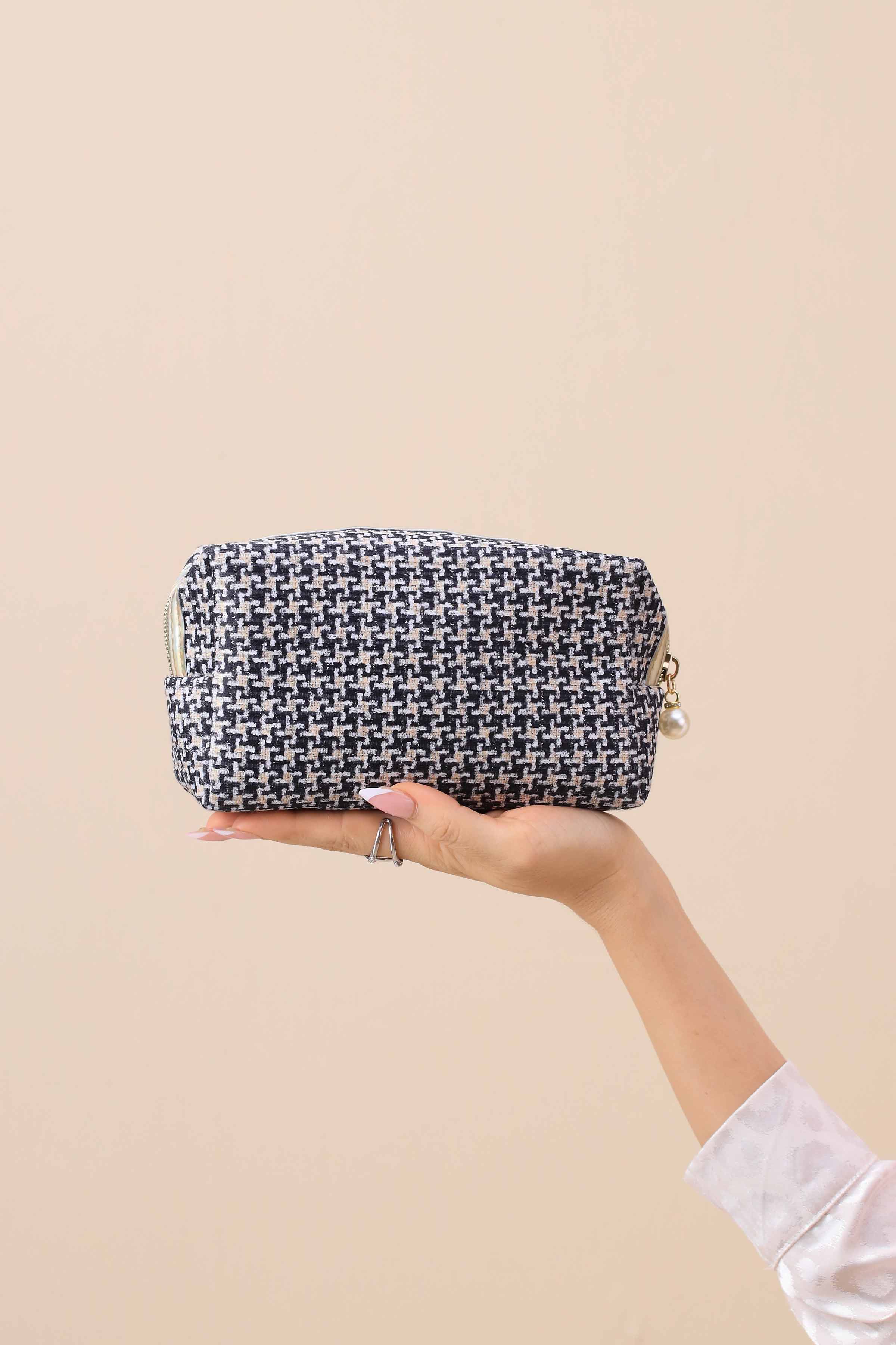 Black Vanity Bag-445972103 - Image 5