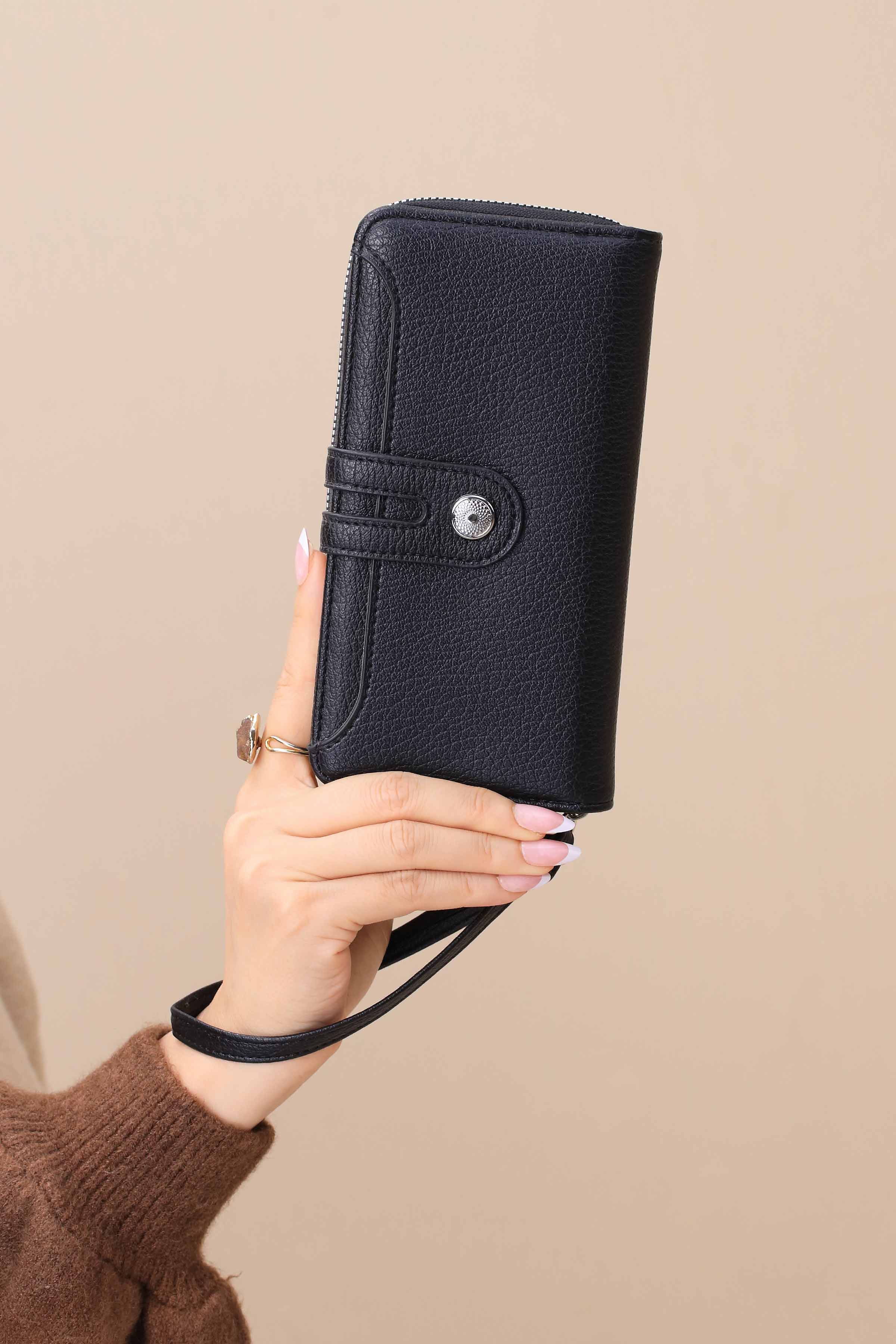 Black Wallet-441572103 - Image 4