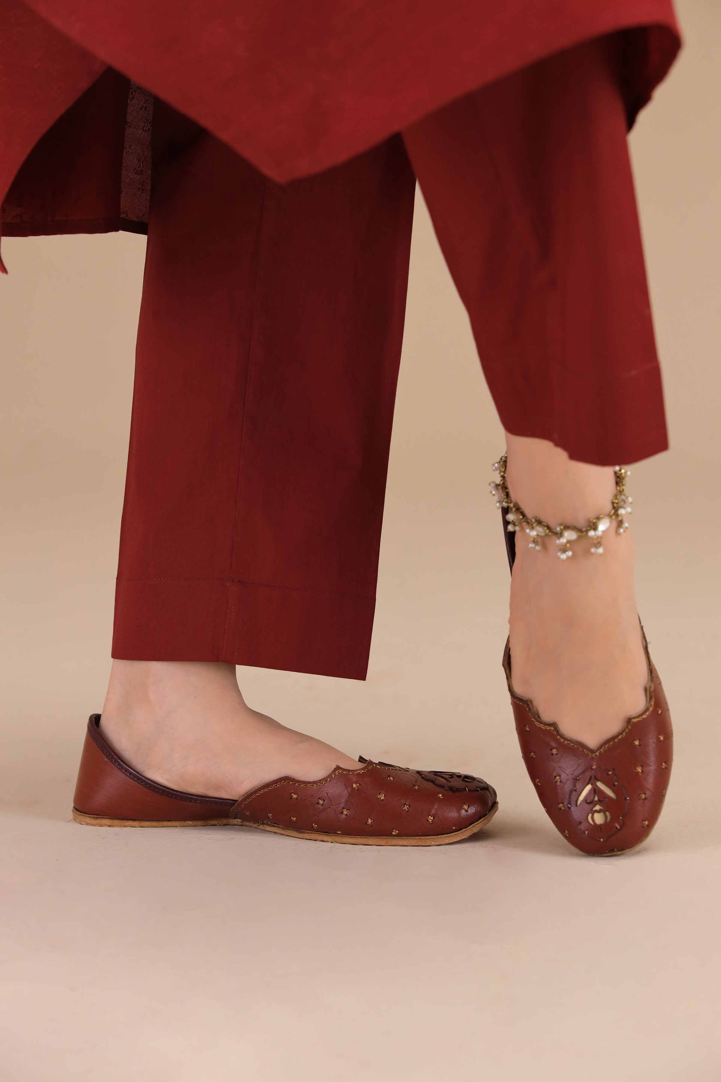 Maroon Khussa-1531233722 - Image 4