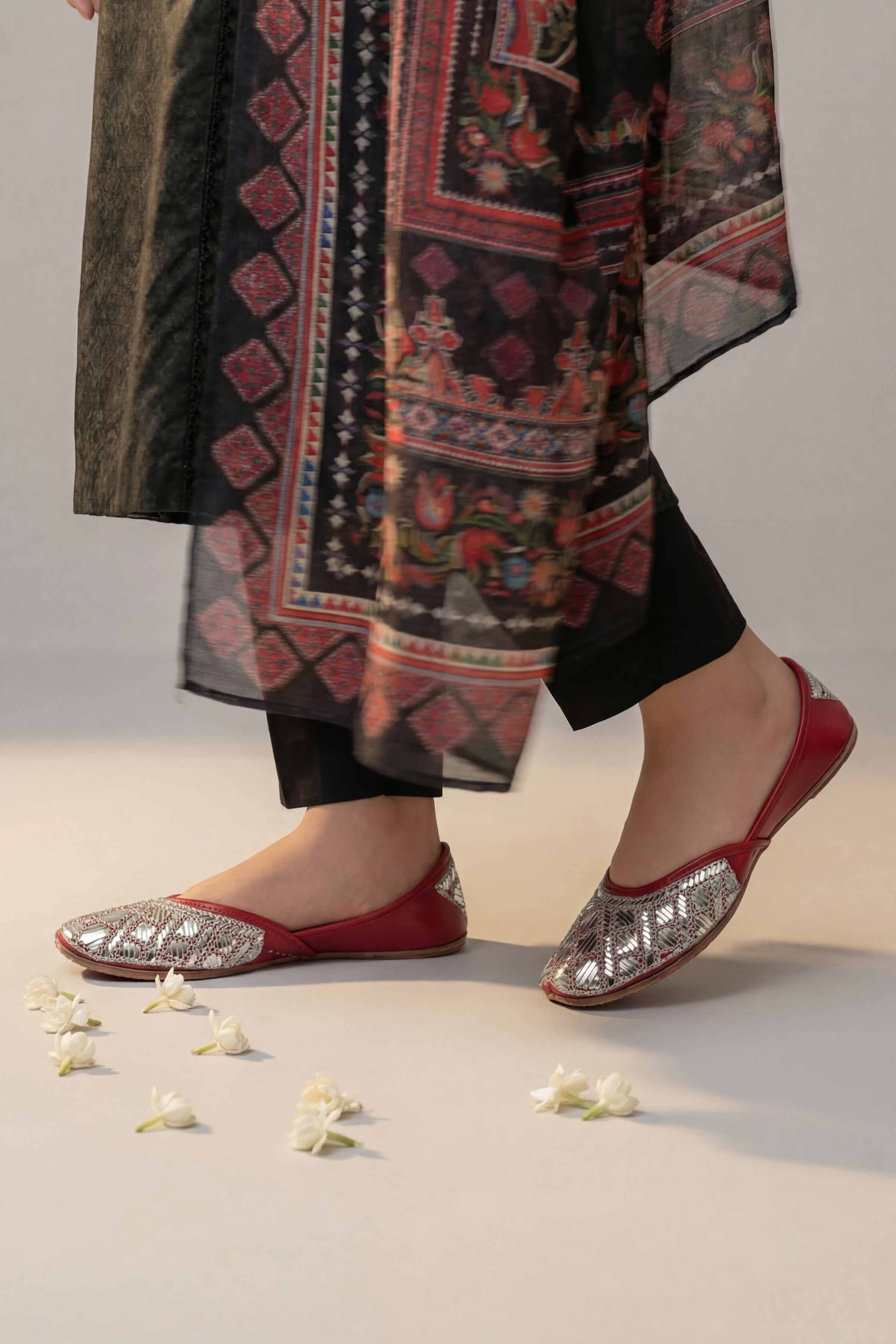 Red Khussa-1596913701 - Image 4