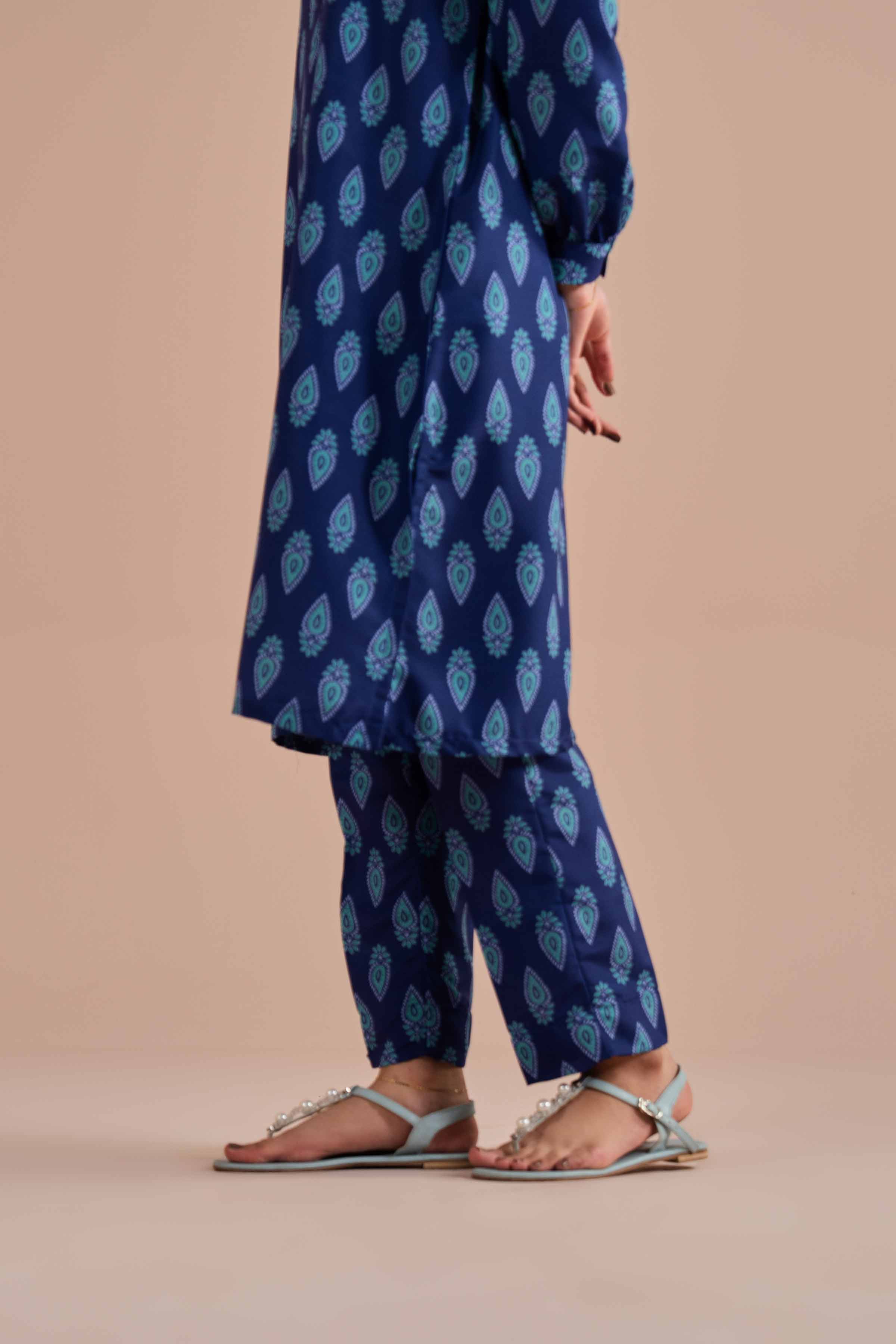 2 Piece - Printed Suit - PE26-17 - Image 8
