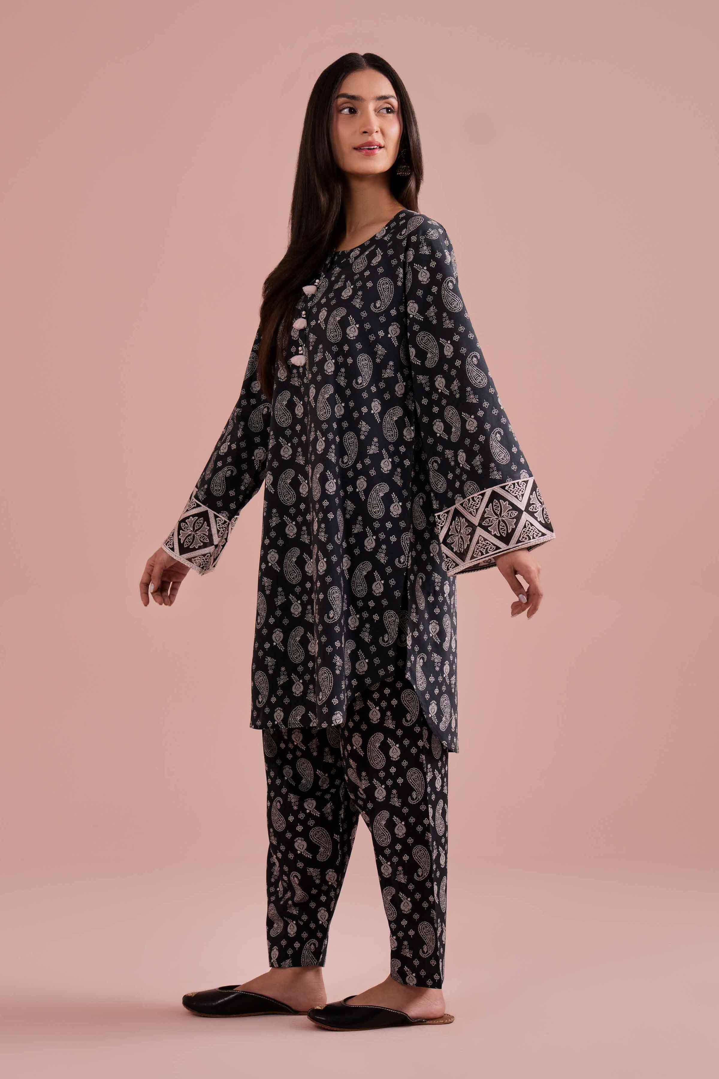 2 Piece - Printed Embroidered Suit - PE26-200 - Image 4