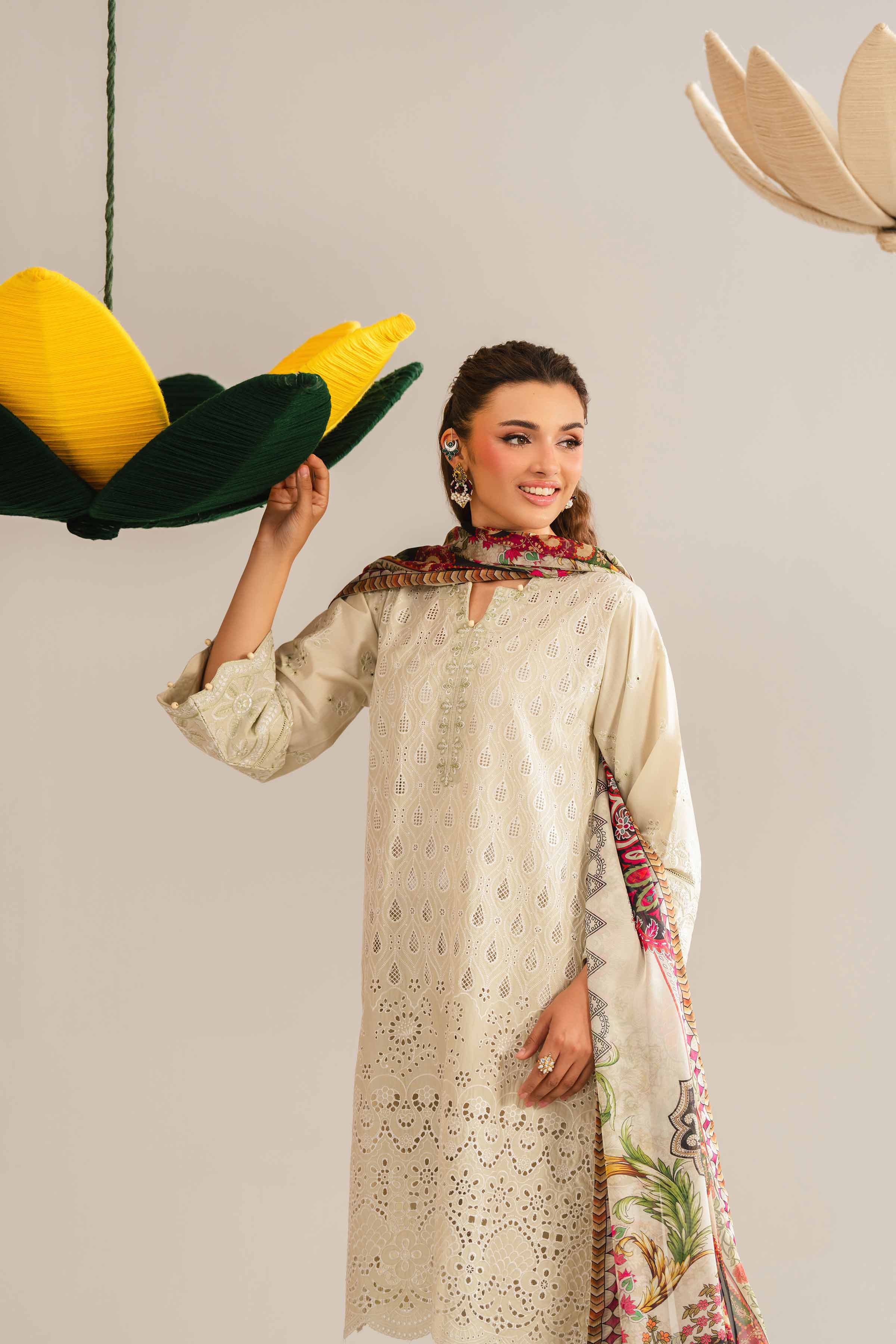 3 Piece - Embroidered Suit - PE26-288 - Image 6