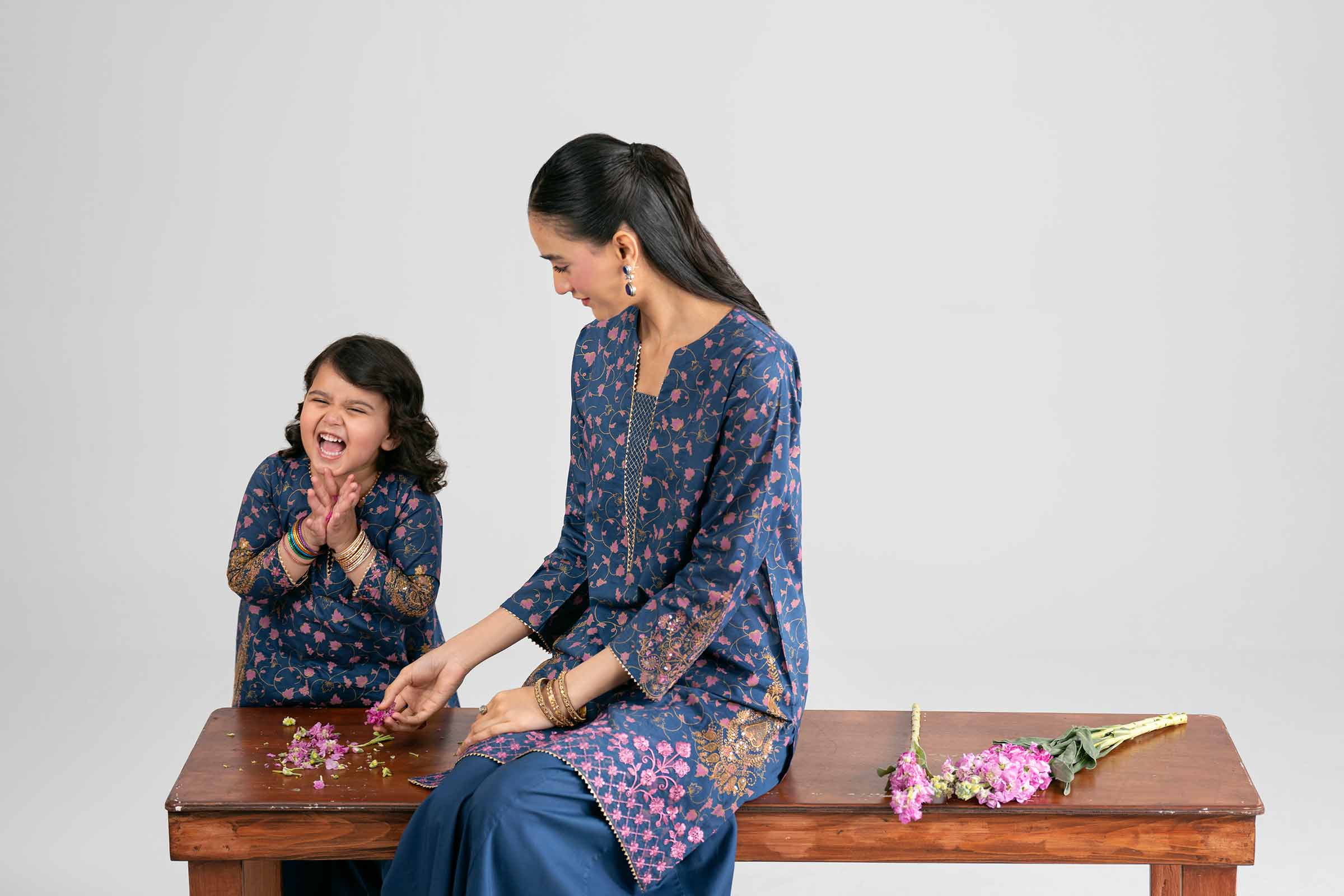 2 Piece - Printed Embroidered Suit - PMD26-04 M - Image 6