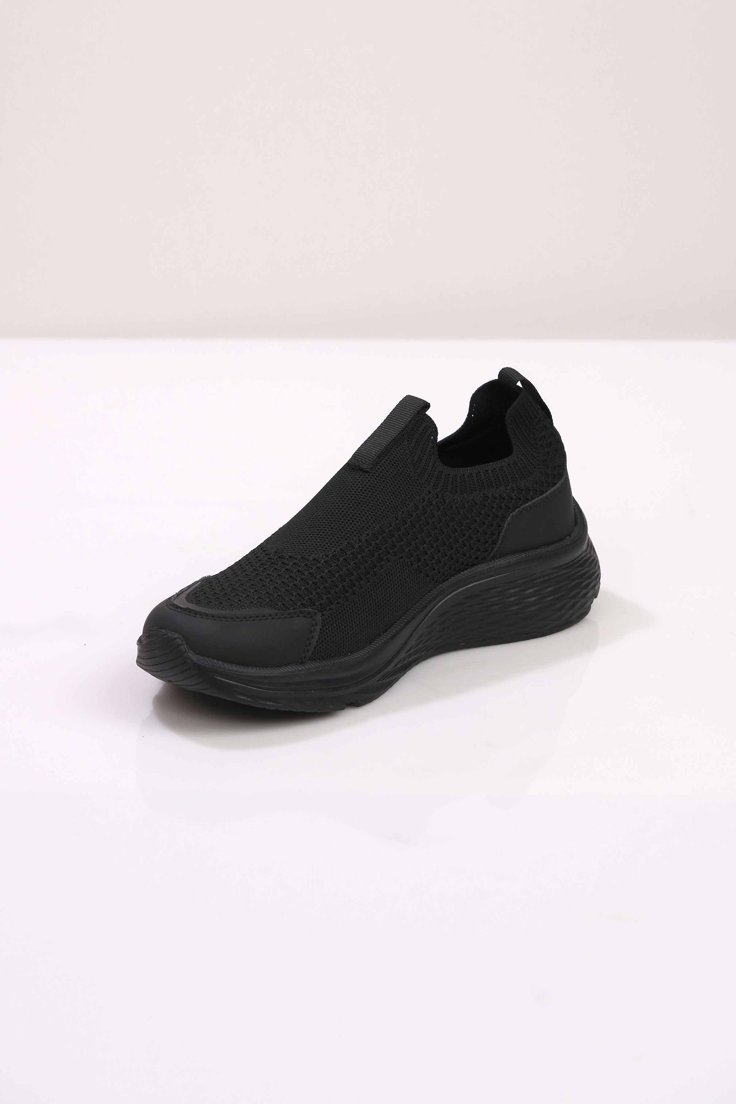 Black Canvas-443182903 - Image 3