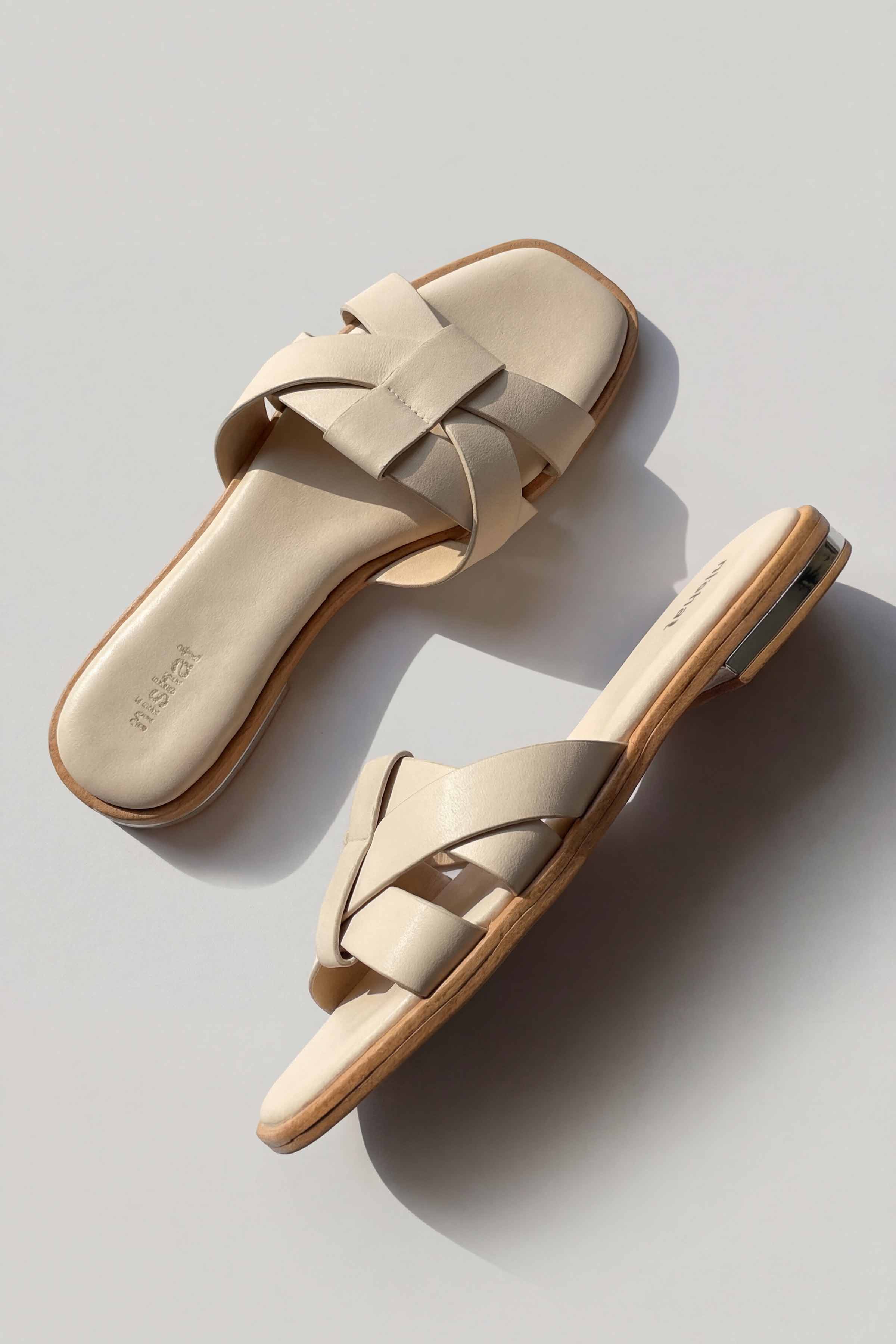 White Chappal-445202912 - Image 6