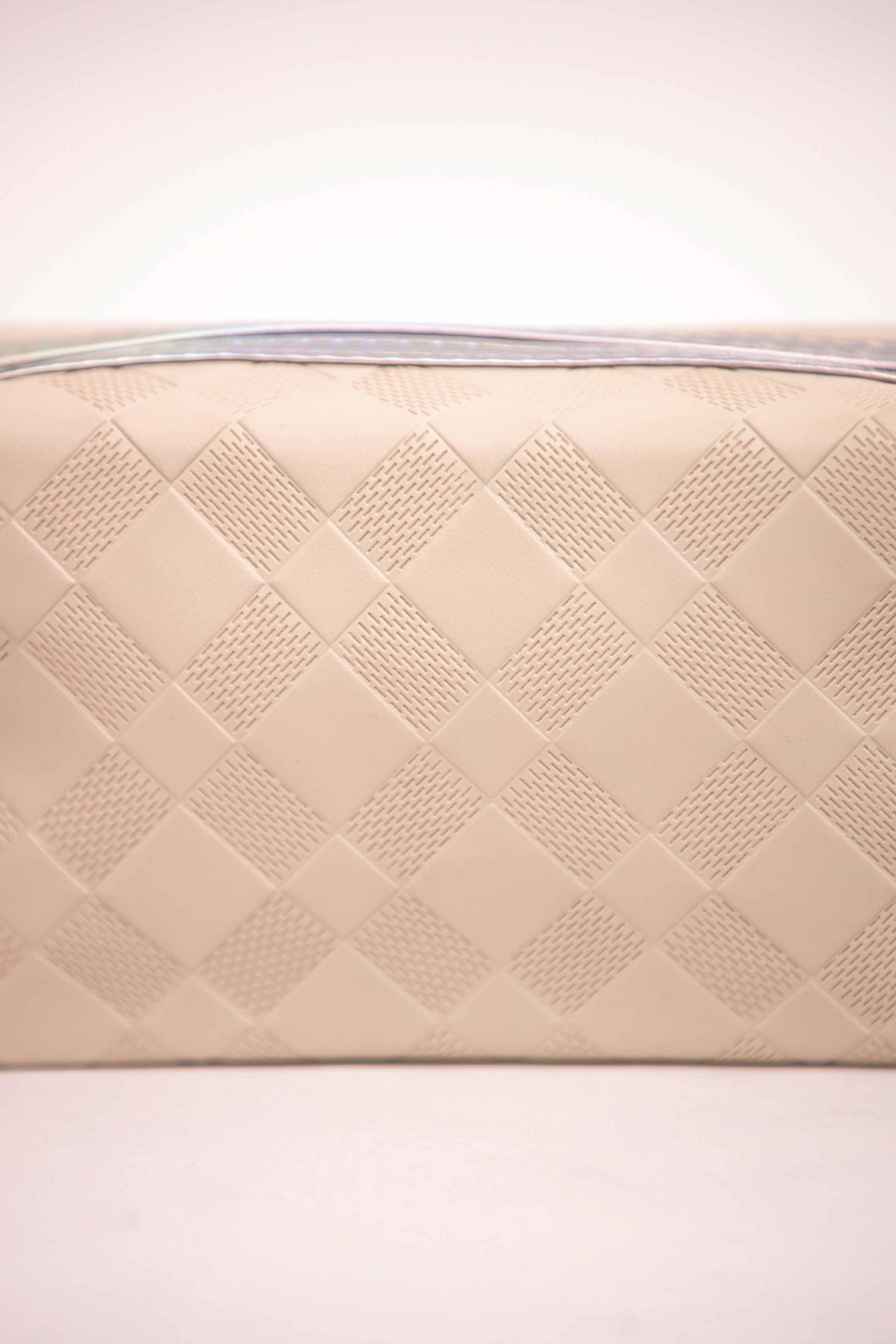 Off White Vanity Bag-442132107 - Image 2